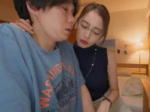 Cô hầu gái lồn khít bị ông chủ địt đủ các loại tư thế